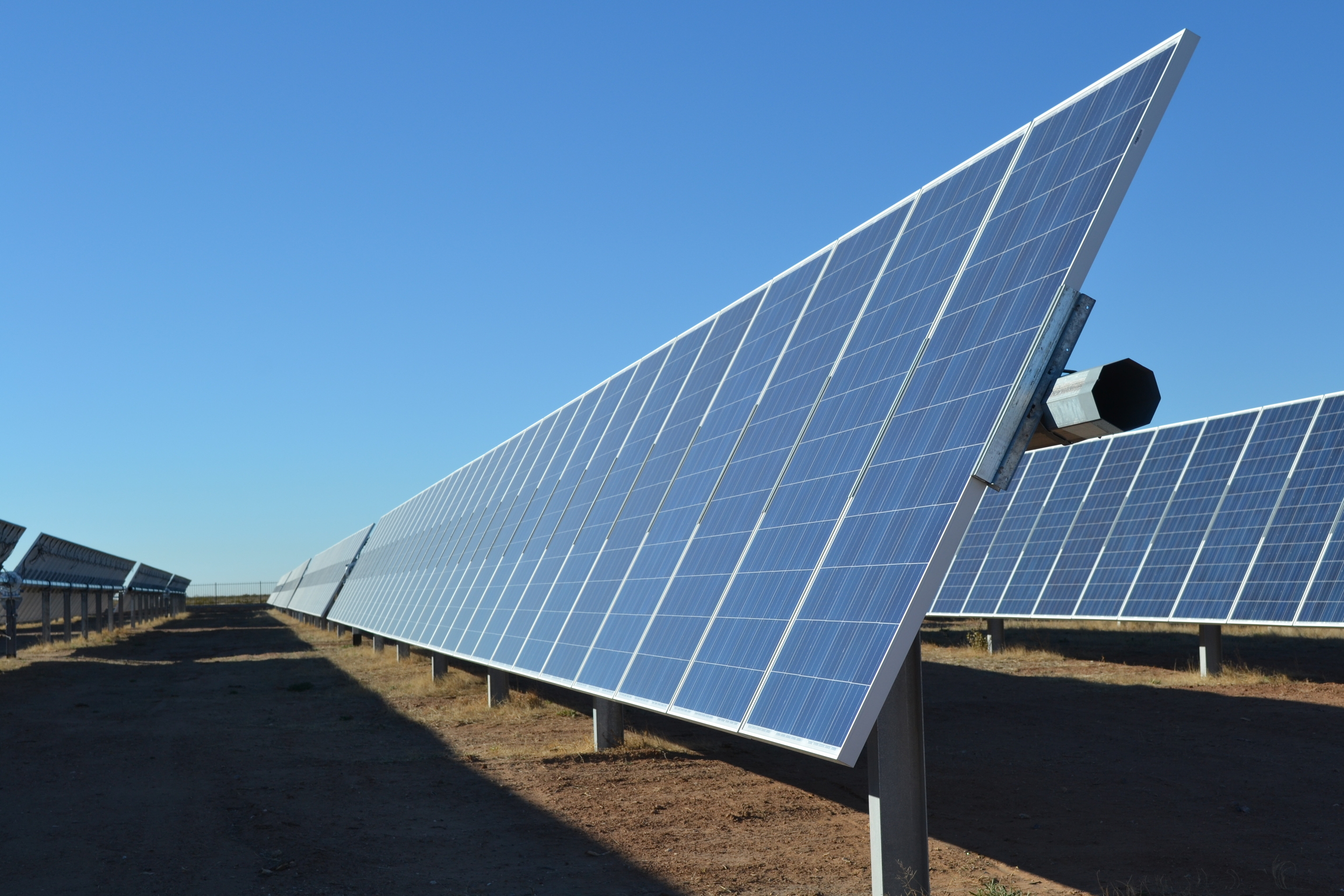 Comienza la construcción de primera planta fotovoltaica en suelo con conexión a la red en la Comunidad de Madrid 